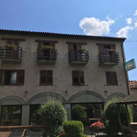 Hotel Panoramico Corfino Екстер'єр фото