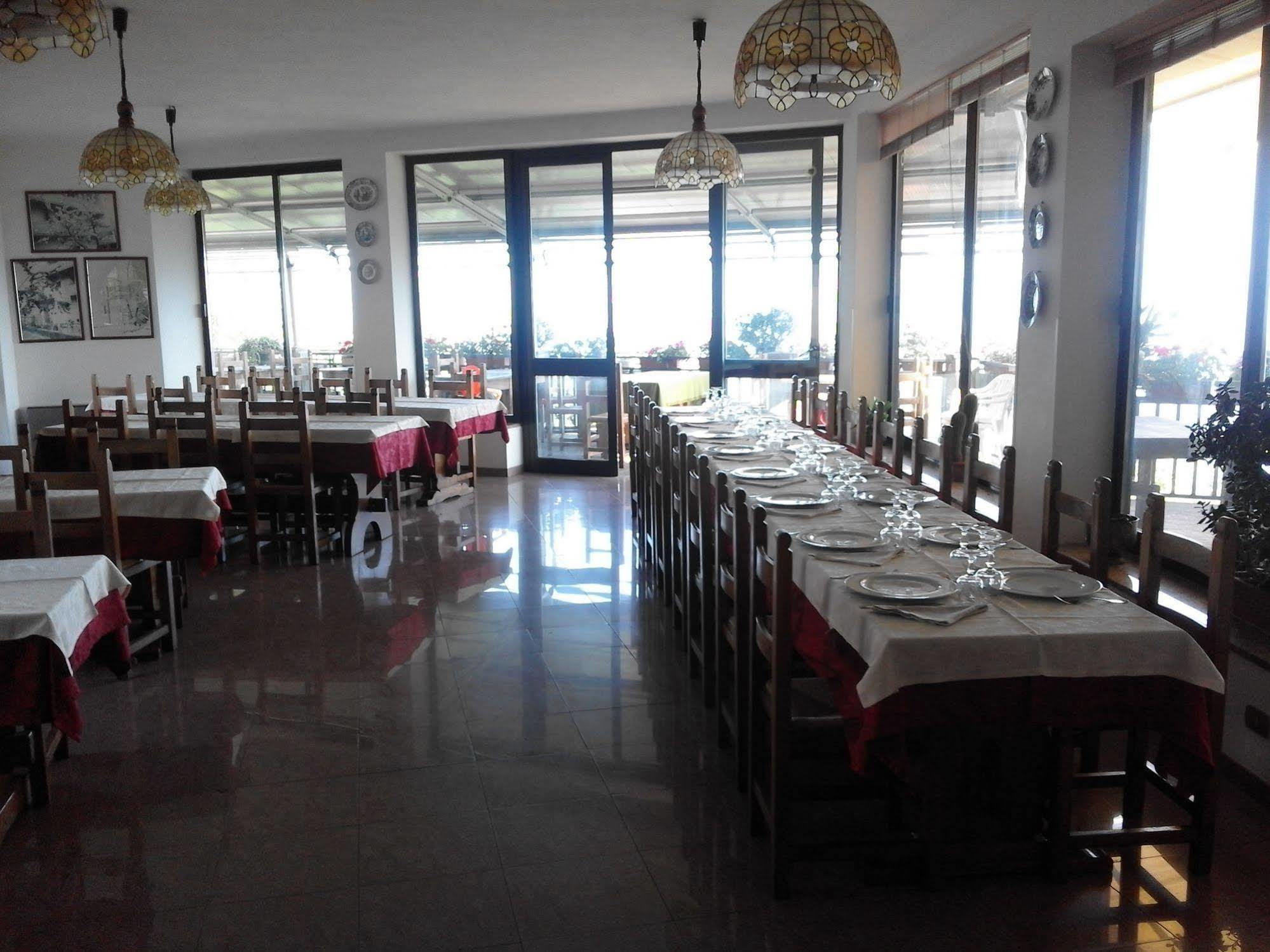 Hotel Panoramico Corfino Екстер'єр фото