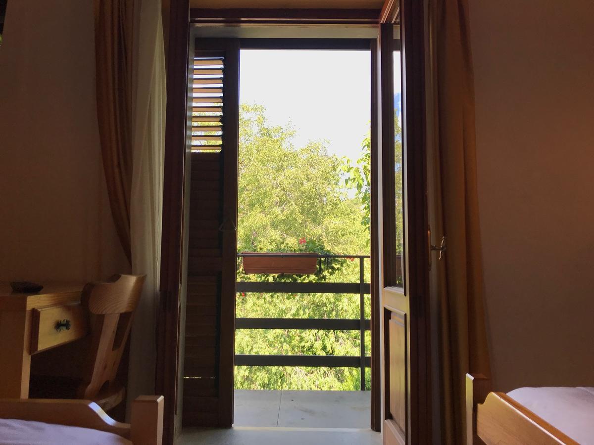 Hotel Panoramico Corfino Екстер'єр фото