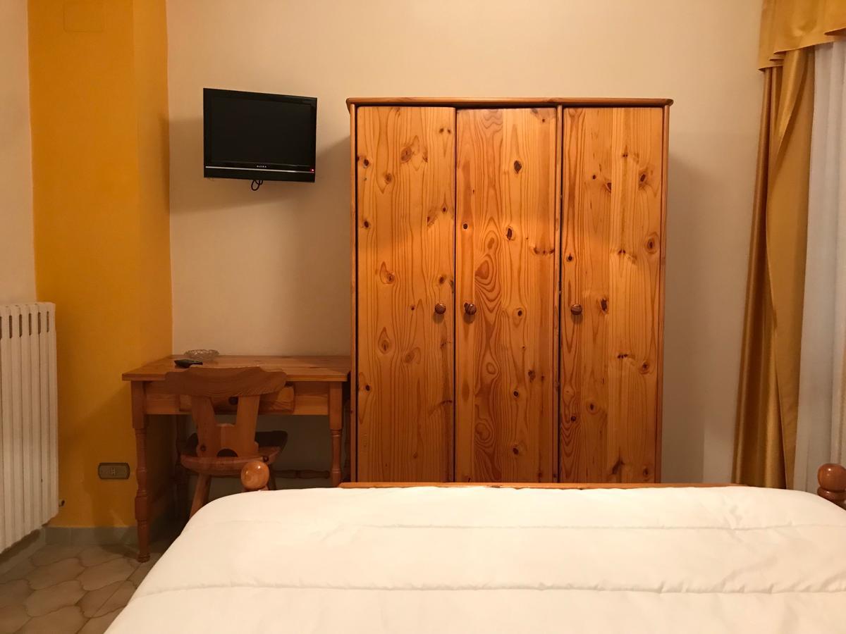 Hotel Panoramico Corfino Екстер'єр фото
